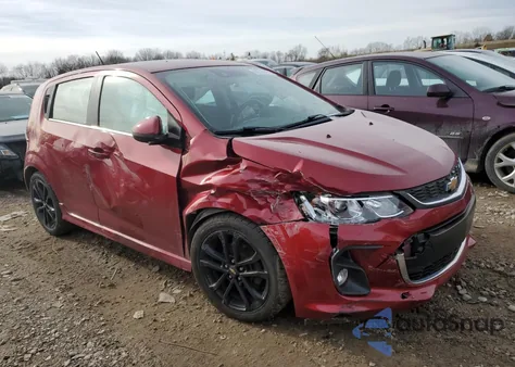 2017 Chevrolet Sonic Premier z USA, uszkodzony, nr VIN 1G1JF6SB9H4117965